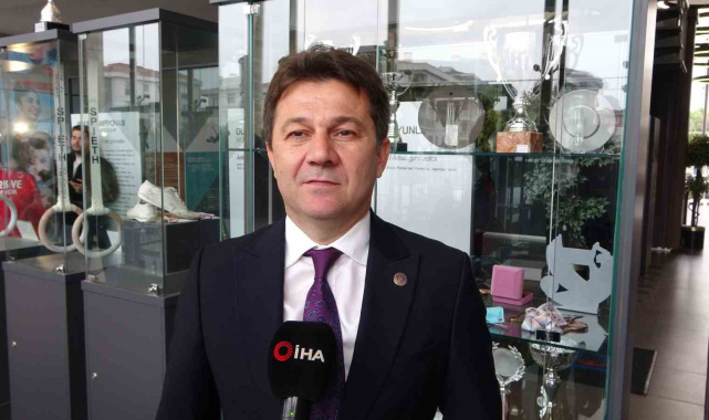 Suat Çelen: "Türk cimnastiği artık katıldığı tüm yarışmalara madalya için gidiyor"