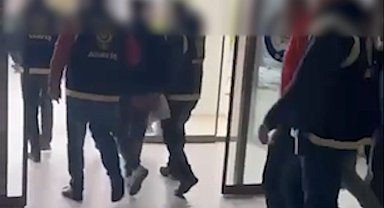Yol kapatarak eğlenen 4 sürücüye cezai işlem