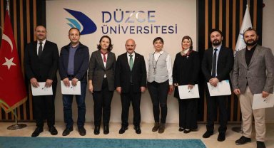 Akademik başarı belgeleri verildi