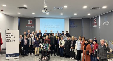 Büyükşehir'den yaşlı hakları konulu seminer