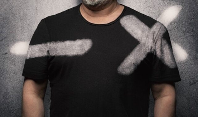 Cem Yılmaz "CMXXIV" gösterisiyle 22 Aralık'ta sahne alacak