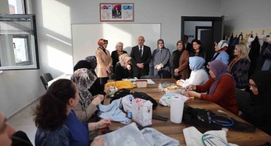 Darıca'da anneler ve çocukları aynı çatı altında eğitim görüyor