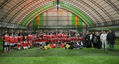 Esenyurt Belediyesi'nden gençlere spor desteği