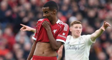 Liverpool'dan ligde son 7 maçta 6. yenilgi