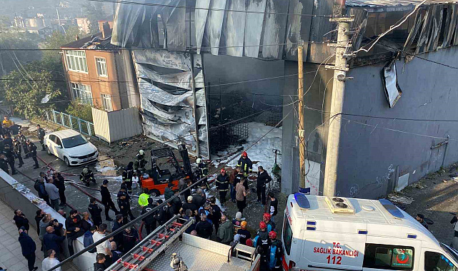 Parfüm dolum tesisinde çıkan yangında 6 ölü, 4 yaralı