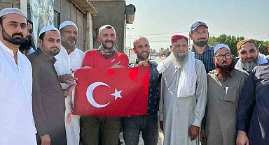 Sigarayı bıraktı, motosikleti ile 250 bin kilometre yol yaptı: Son durağı umre oldu