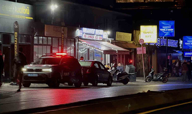 Tekel bayisine ateş açıldı, yan işletmedeki garson vuruldu
