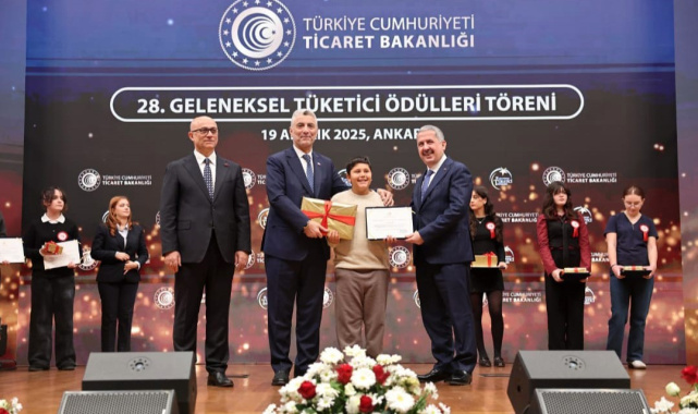 Bolu'yu temsil etti, bin 600 eser arasından Türkiye birincisi oldu