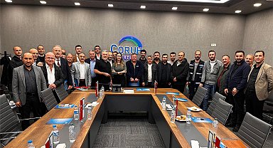 Çoruh EDAŞ'tan ilçe yöneticilerine etkili iletişim ve beden dili eğitimi