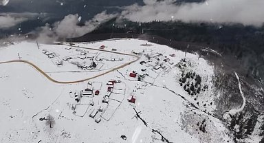 Düzce'nin yüksek kesimleri karla kaplandı