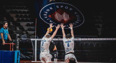 Efeler Ligi: Halkbank: 3 - Spor Toto: 0