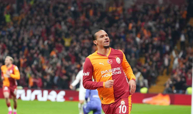 Leroy Sane ligdeki 5. golünü attı