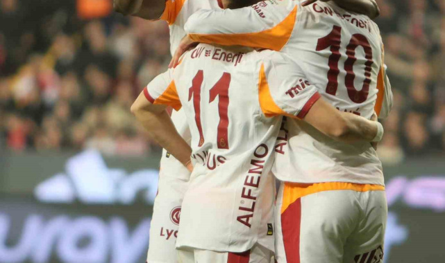 Leroy Sane'den ligde üst üste 3 gol