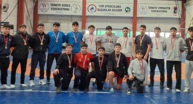 Minderde kıyasıya mücadele edildi