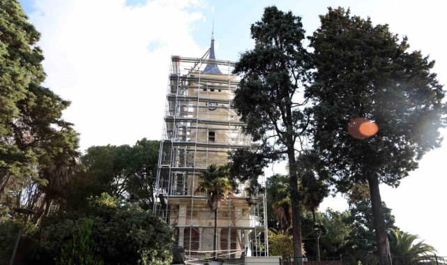 İzmit Saat Kulesi'nde restorasyon çalışmaları sona yaklaştı
