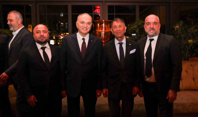 Başkan Özlü, iş dünyasının önemli isimleriyle bir araya geldi
