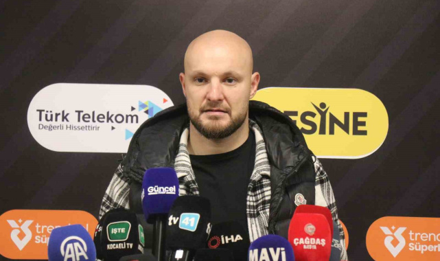 Gökhan Değirmenci: "Penaltı gibi gözüküyor, maalesef verilmedi"