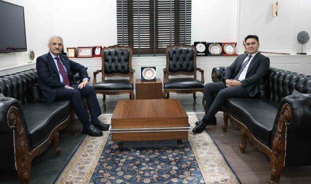 Vali Makas'tan, Başsavcı Emre'ye ziyaret