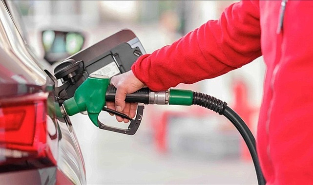 Akaryakıtta Şok Zam: Motorinde Tarihi Artış, Pompada Fiyatlar Uçtu