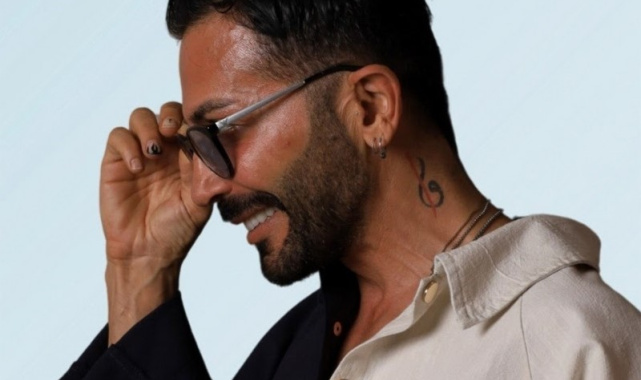 Aşkım Kapışmak'ın "Aşkım'la Kapışmak" gösterisi İzmir'de sahnelenecek