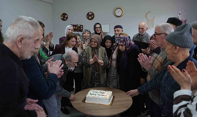 Düzce Belediyesi yaşlıları yine unutmadı