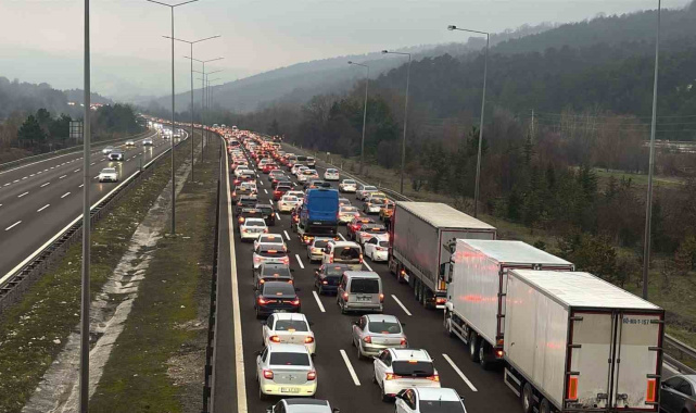 Ramazan Bayramı'nda Bolu'dan 331 bin araç geçiş yaptı