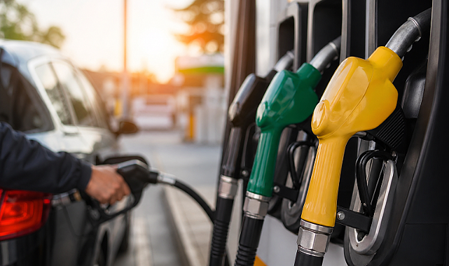 Akaryakıta Gece Yarısı Zammı: Benzin ve Motorin Yükseldi