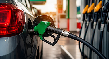 Akaryakıtta yeni güncelleme! Motorine indirim geliyor ama tam yansımayacak