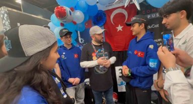 Arnavutköylü gençler ABD'de düzenlenen 'Dünya Robot Şampiyonası'nda' ülkemizi temsil etti