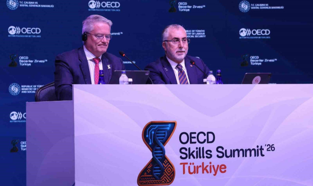 Bakan Işıkhan: ''İş gücü piyasalarında yaşanan küresel değişimleri risk değil fırsat olarak görüyoruz''