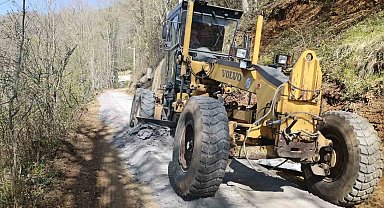 Bekiroğlu Köyü'nde kilit parke çalışmaları sürüyor