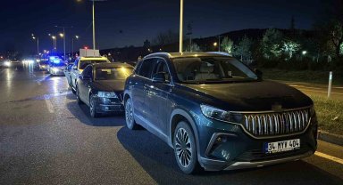 Bolu'da ani fren yapıp kaçan sürücü, zincirleme kazaya neden oldu: 3 yaralı