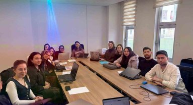 Bolu'da geleceğin iletişimcileri kendi hikayelerini dijitale taşıdı