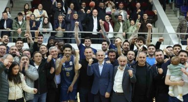 Çayırova Belediyesi sezonu şampiyon tamamladı