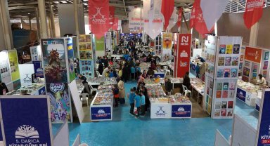 Darıca Kitap Fuarı kapılarını açtı