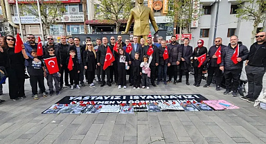 Eğitim İçin Siyah’a Büründüler! Sakarya’da Sessiz Yürüyüş Türkiye’ye Mesaj Verdi