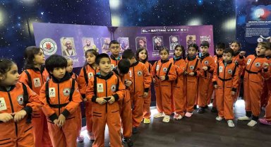 El Battani Uzay Evi'nde çocuklara ilham veren yolculuk