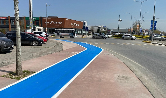 Erenler’de bisiklet yolları yenilendi! Büyükşehir’den güvenli sürüş hamlesi