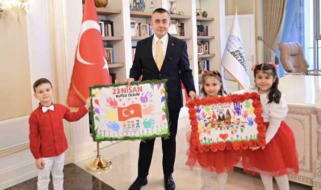 Esenyurt Belediye Başkan Vekili Aksoy'a 23 Nisan'da anlamlı ziyaret