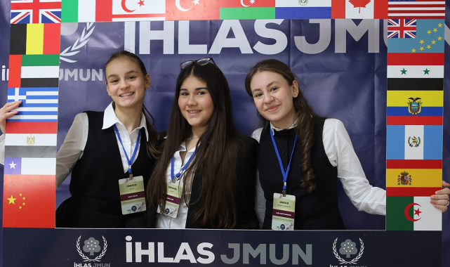 İhlas Jmun'26 Konferansı'nda 'Diplomaside Küresel Sorumluluk' tartışıldı