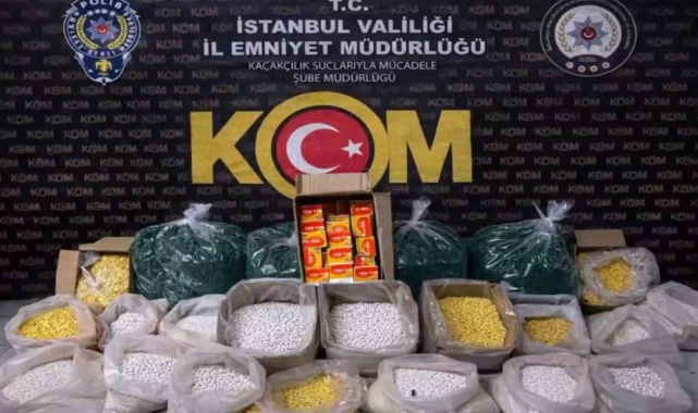 İstanbul'da sahte ve kaçak ilaç deposuna suçüstü baskın: 1,5 milyon sahte hap ele geçirildi, 2 gözaltı