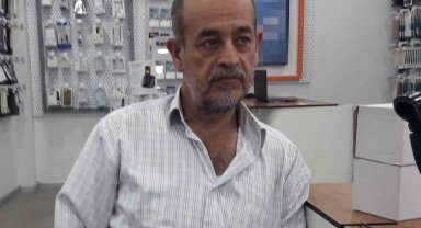 Kağıthane'de gecekondunun çatısına uçan servis aracının şoförü hayatını kaybetti