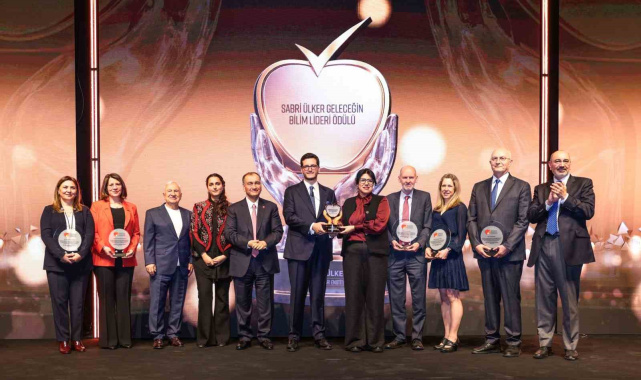 Küreselleşen Sabri Ülker Geleceğin Bilim Lideri Ödülü'nün 10'uncusu Şili'ye uzandı