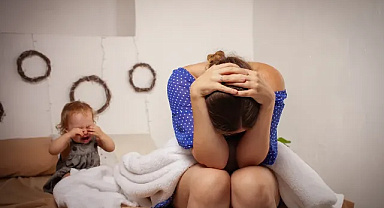 Lohusa depresyonu alarmı: yeni annelerde sessiz tehlike büyüyor