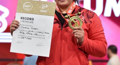 Milli halterci Tuana Süren, Avrupa üçüncüsü