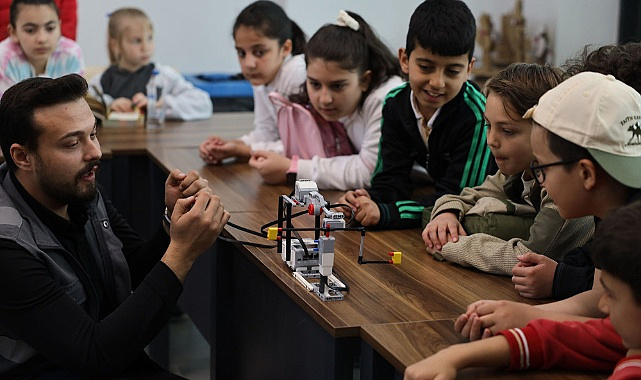 Robotikten Okçuluğa! Sakarya’da Minikler Her Şeyi Denedi