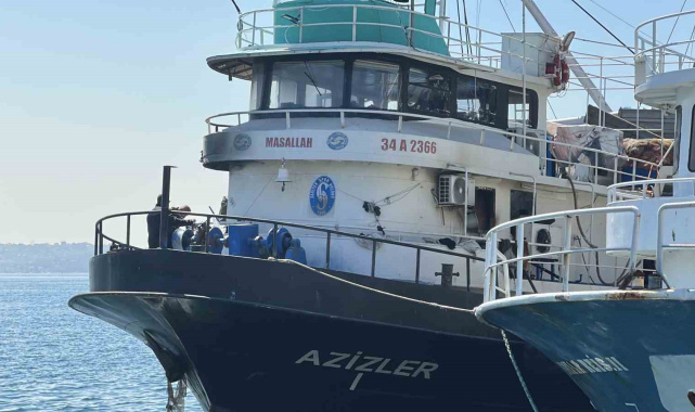 Sarıyer'de balıkçı teknesinden alevler yükseldi
