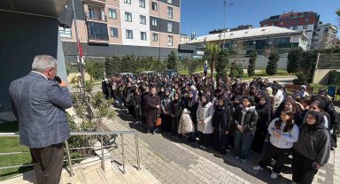 Sultanbeyli'de okullarda güvenlik ve psikolojik destek vurgusu: "Velilerimiz müsterih olsun, emniyetimizle sürekli iş birliği halindeyiz"