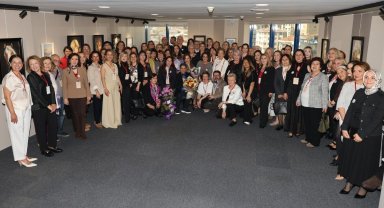 "Toz ve Işık" pastel sergisi kapılarını açtı