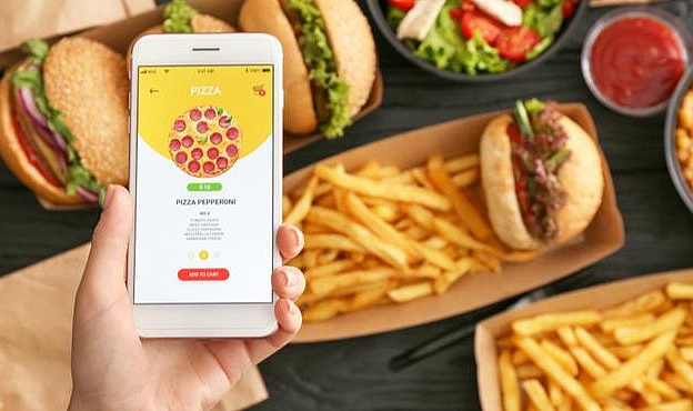 Yemek Siparişlerinde Ezber Bozan Karar! Zorunlu Ek Ücretler Kaldırıldı